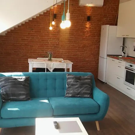 Apartment Rooftop Near Town Centre